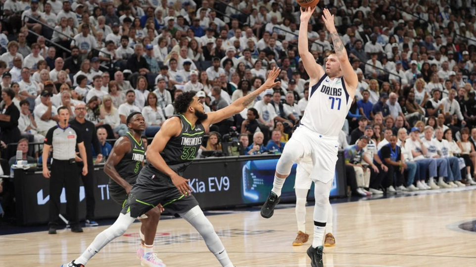 Des Mavericks avec un Doncic, bien seul, perdent à nouveau
